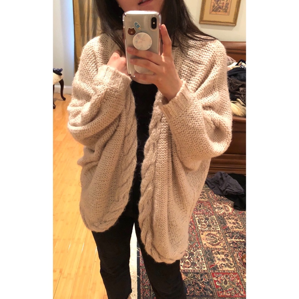 H&M Dusty Rose sweater - one size
